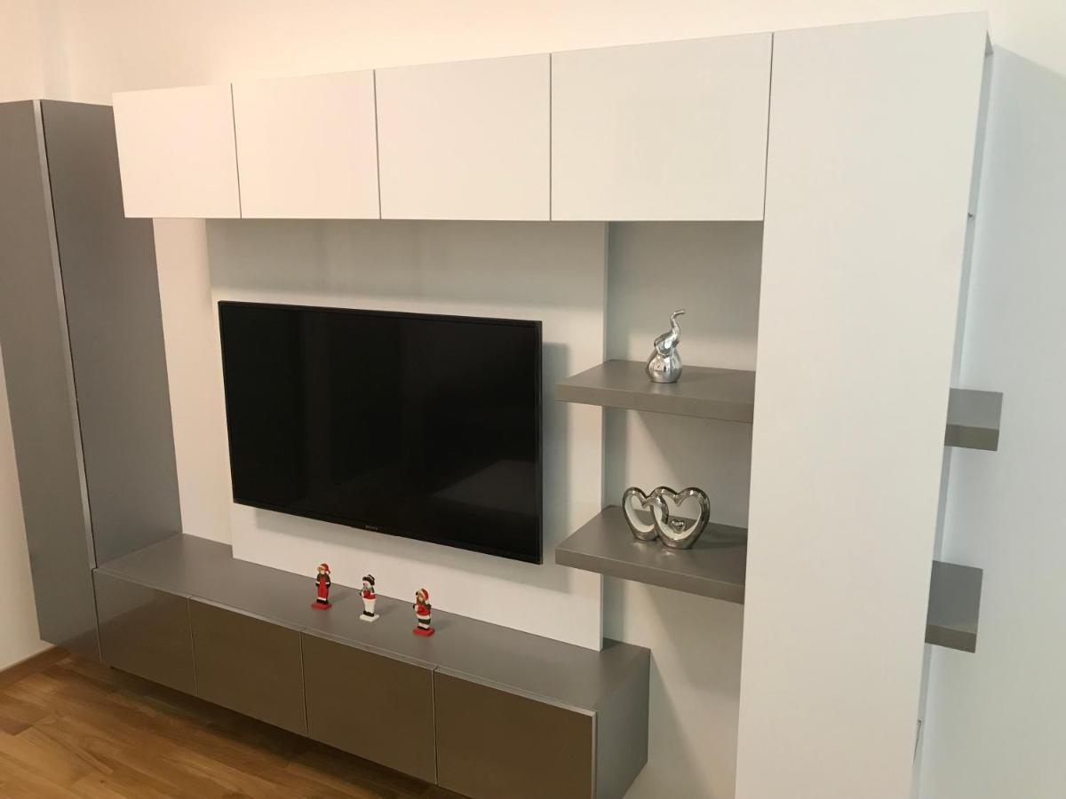 Lorena Apartment Budva