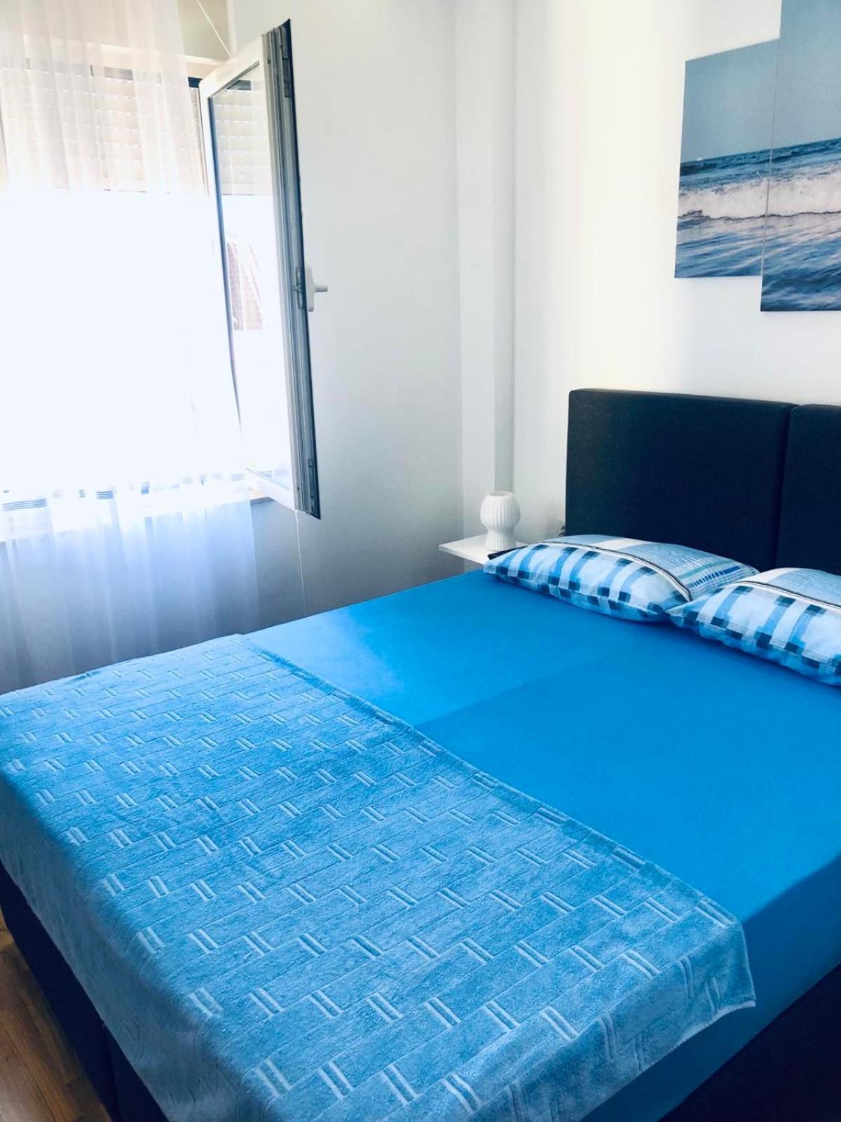 Lorena Apartment *